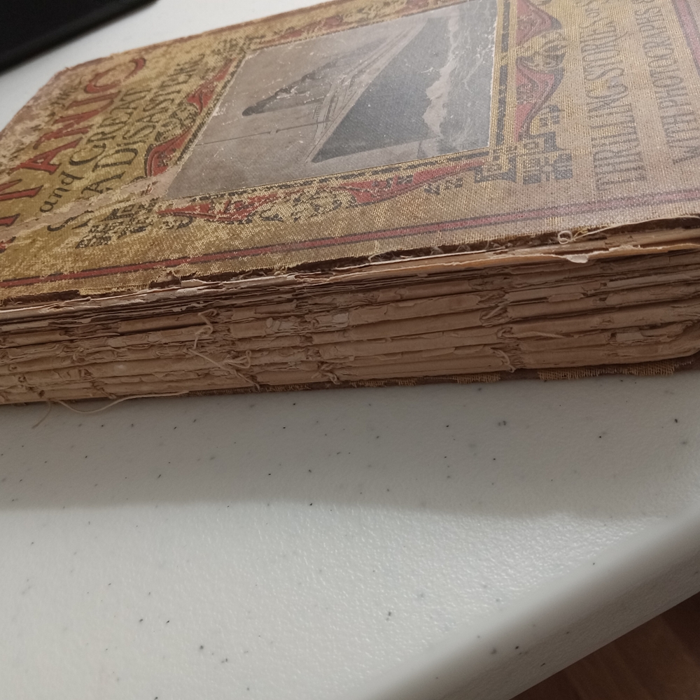 Antique Titanic and Great Sea Disasters Book 1912 - Picture 2 of 5
